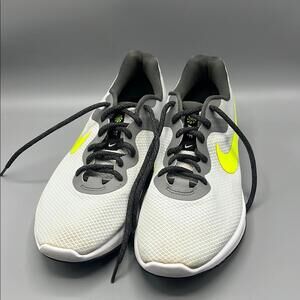 Nike Revolution 6 Next Nature Pure Platinum Volt - size 14
